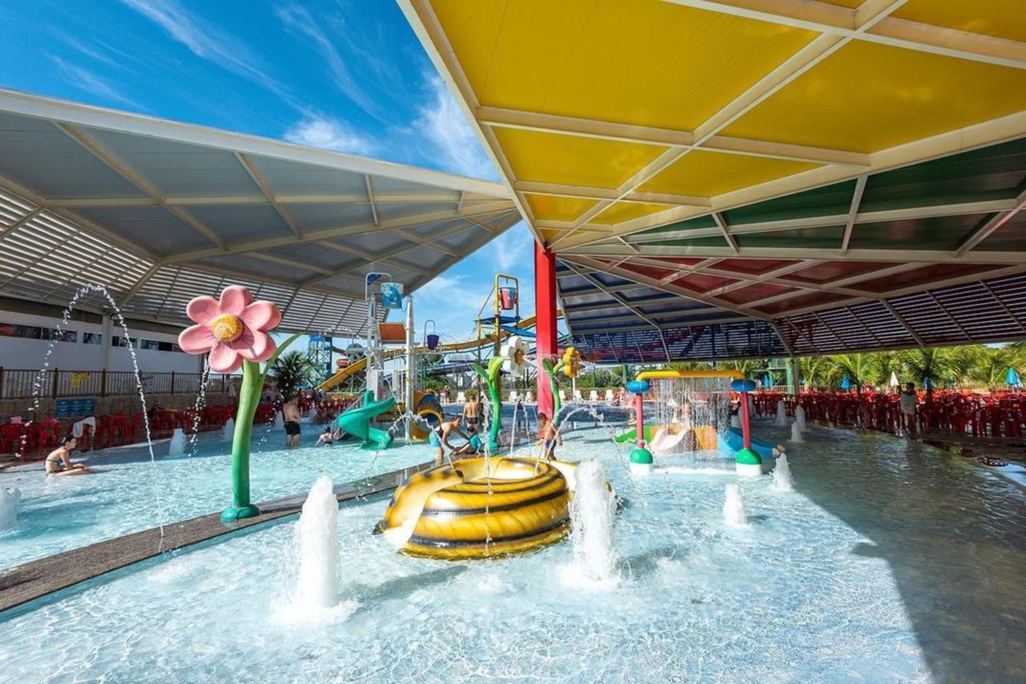 - Spazzio Diroma - 4 Pessoas - Com Acesso Ilimitado Ao Diroma Acqua Park *