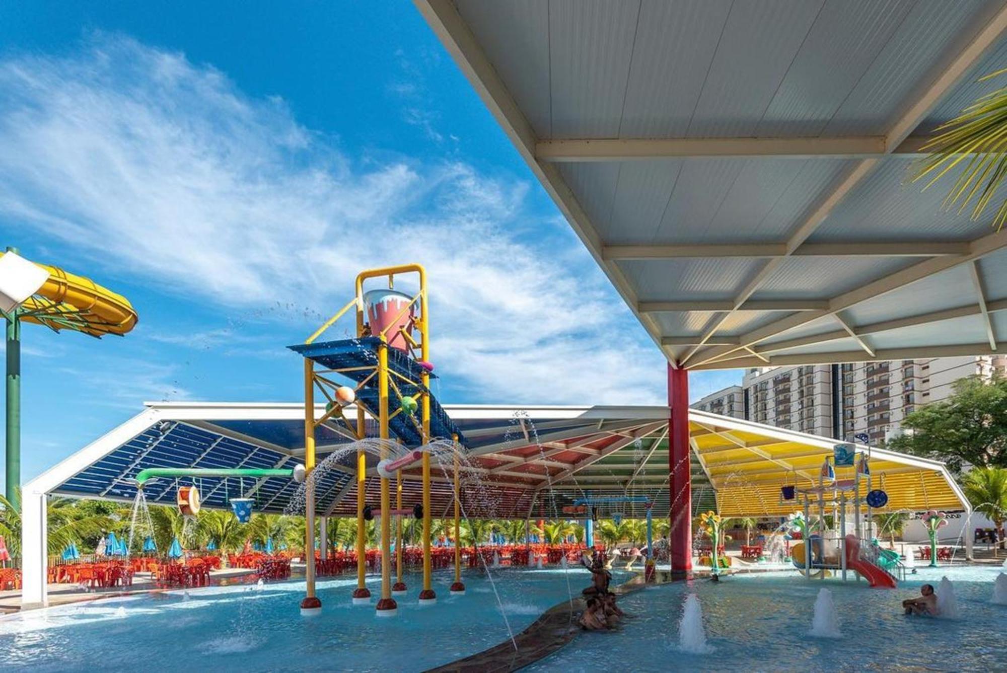 - Spazzio Diroma - 4 Pessoas - Com Acesso Ilimitado Ao Diroma Acqua Park Apartamento Caldas Novas